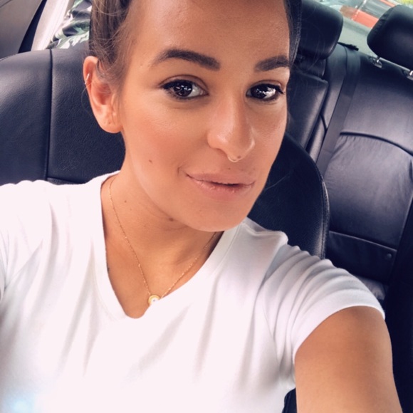 Meet your Posher, Aleey - Picture 8 of 8